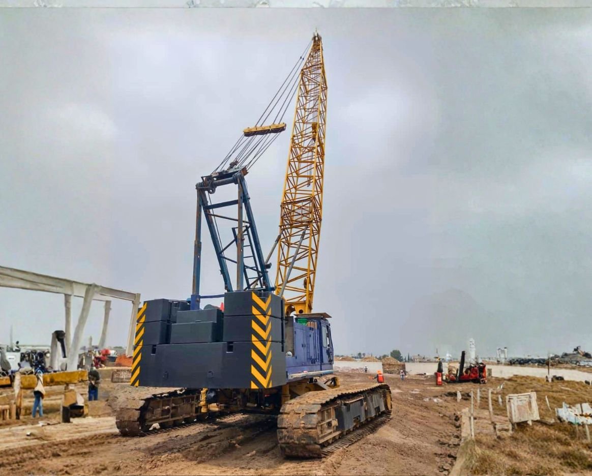 Grúa estructura sobre Orugas Grúas Ojeda12