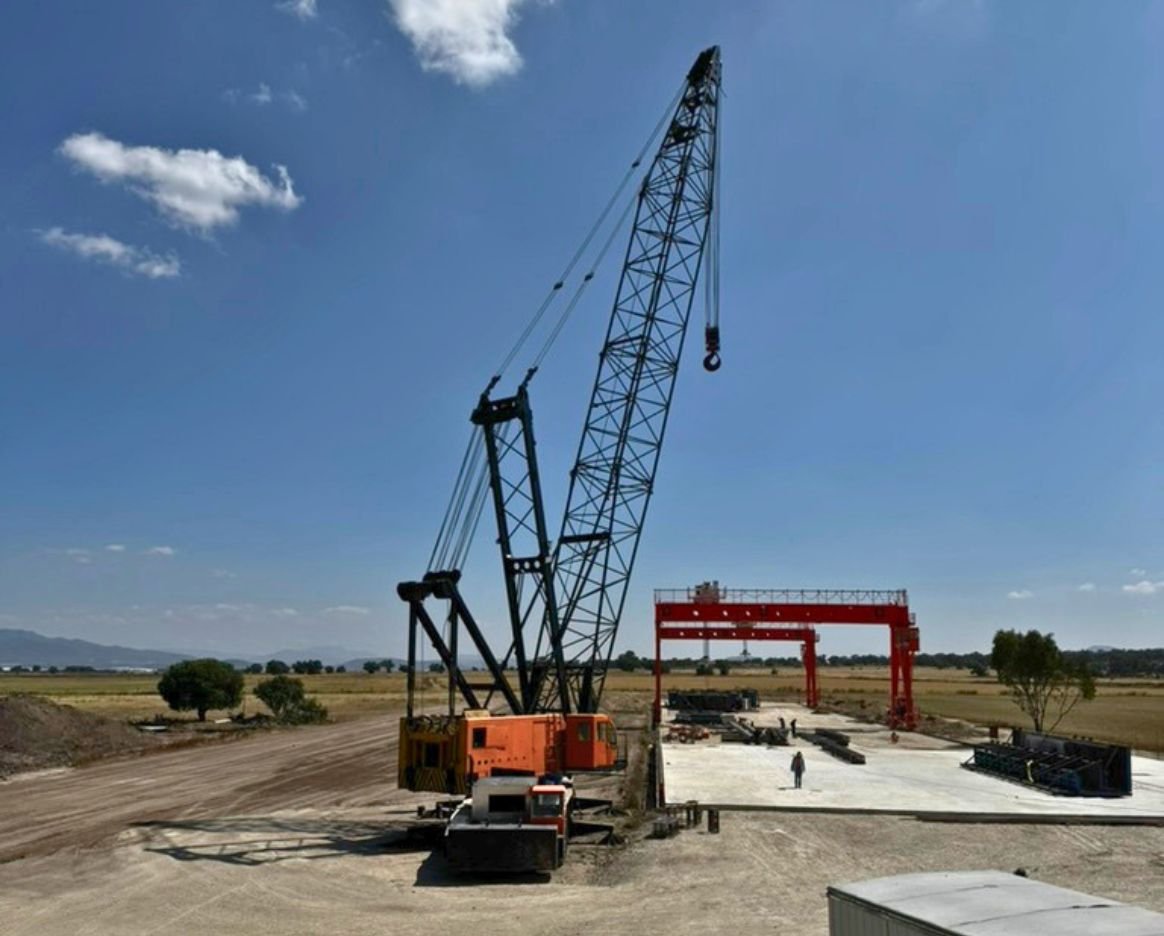 Grúa estructura sobre camion Grúas Ojeda10